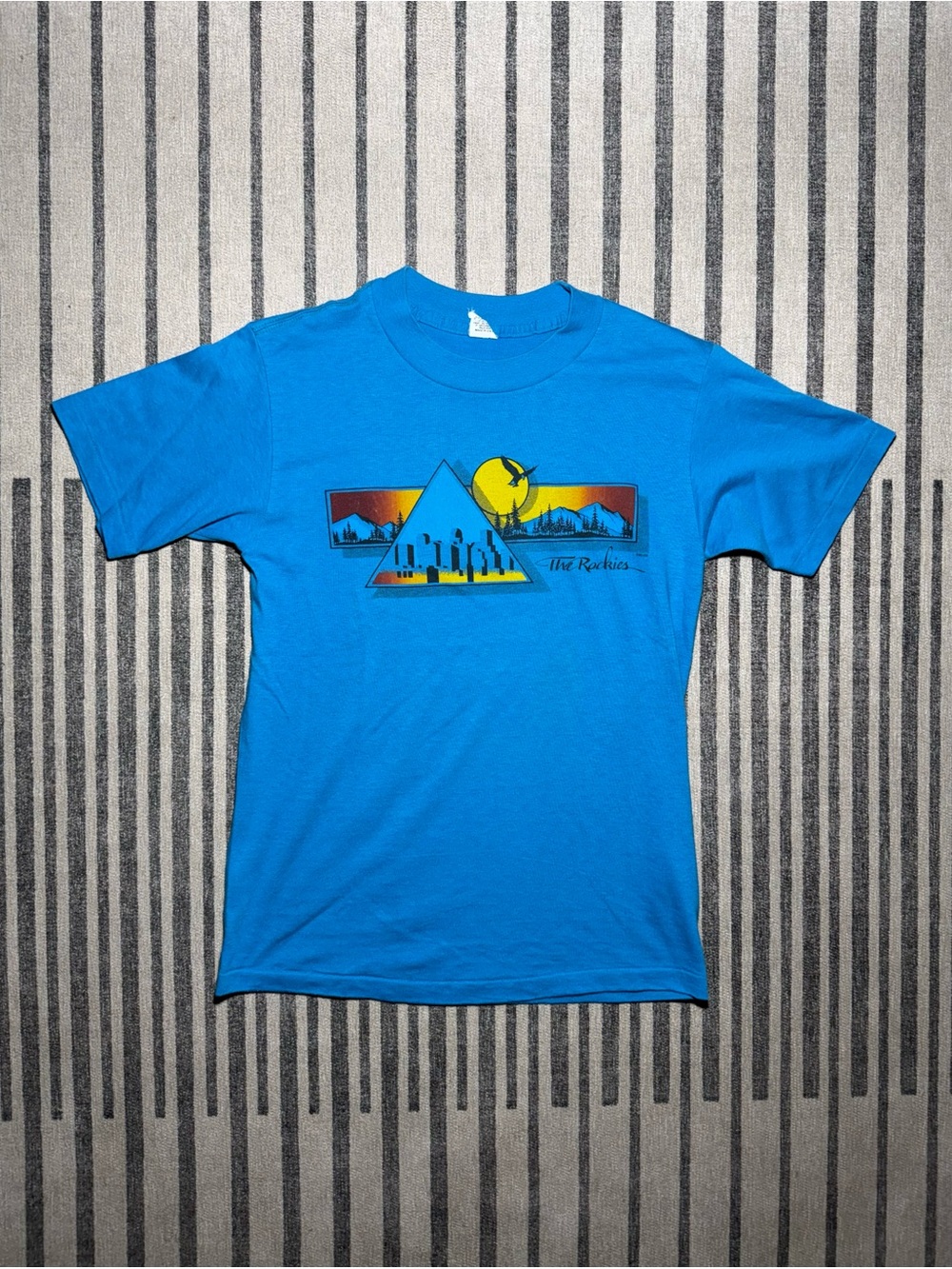Vintage 1985 Rocky Mountains Travel T-Shirt Single Stitch Made in USA